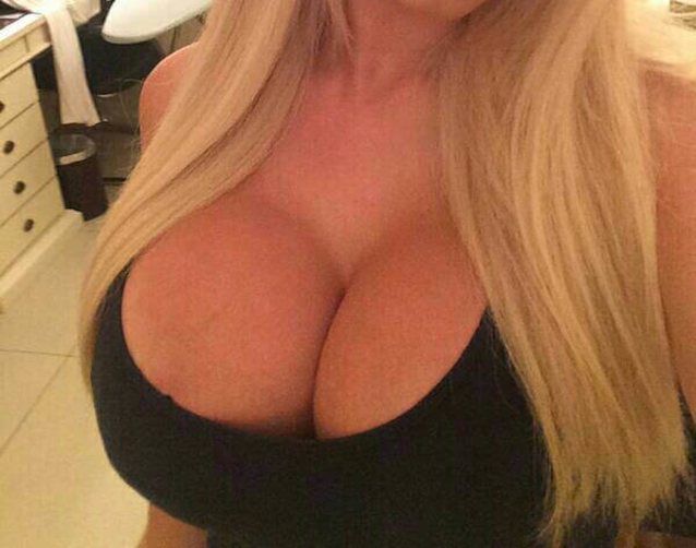 blonde, big boobs, tits, userpoint, selfie