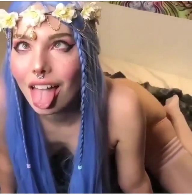 camgirl cosplay goddess