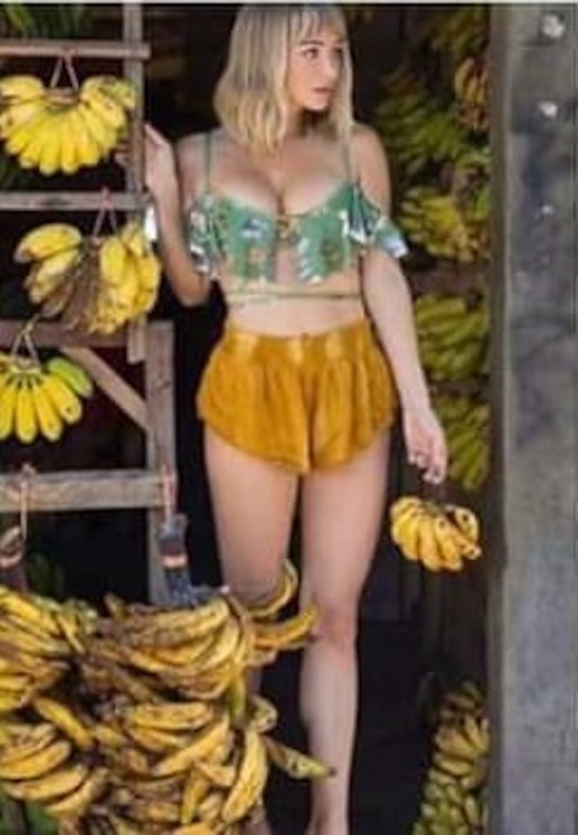 bananas blonde boobs