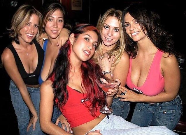 big tits brunette