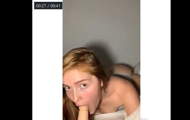 redhead solo dildo