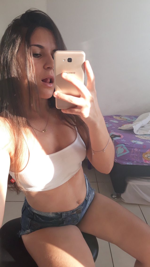 brazilian, teen, selfie