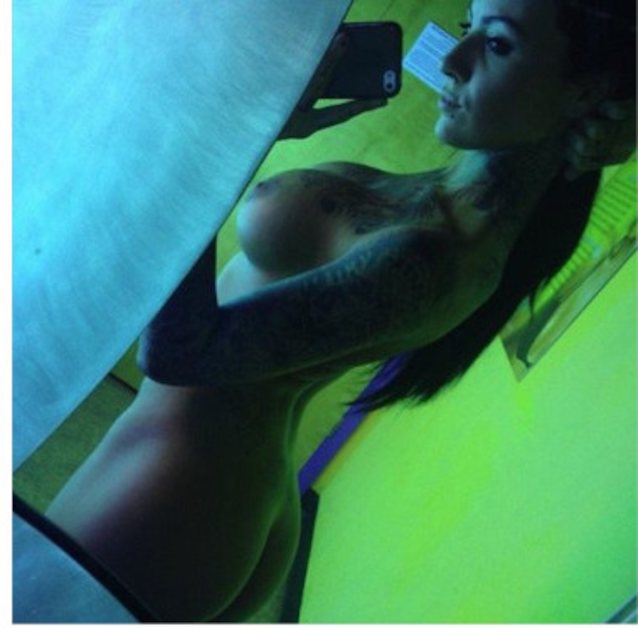 brunette amateur tits
