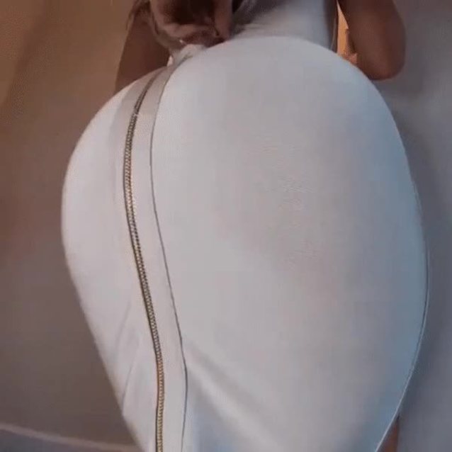 blonde bigass dress