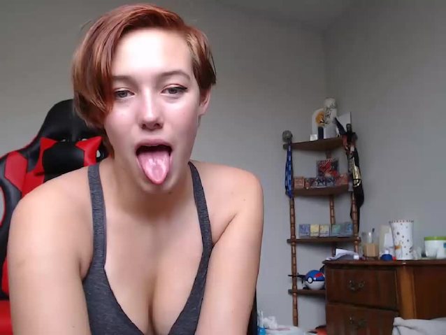 camgirl, amateur, big boobs, short hair, tall girl