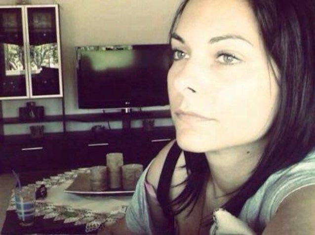amateur brunette teen