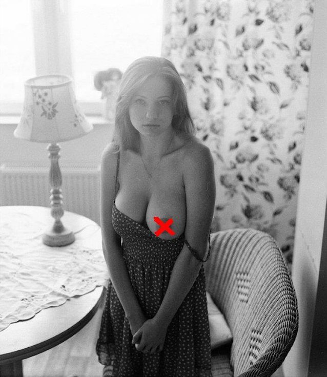 brunette boobs hot