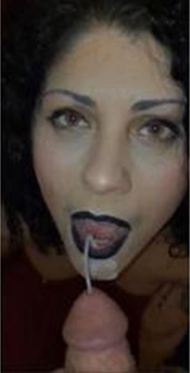 Where's the video link of this girl with black lipstick giving blowjob? 