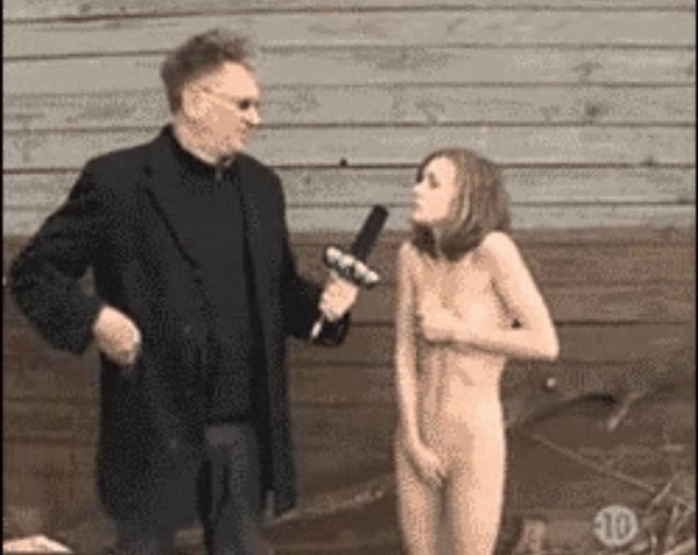 interview petite brunette