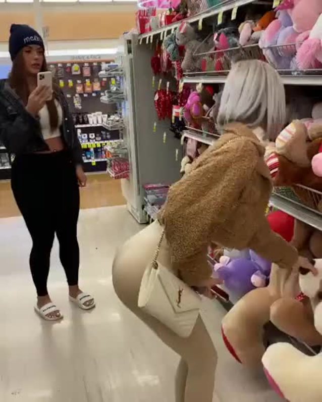 amateur humping public