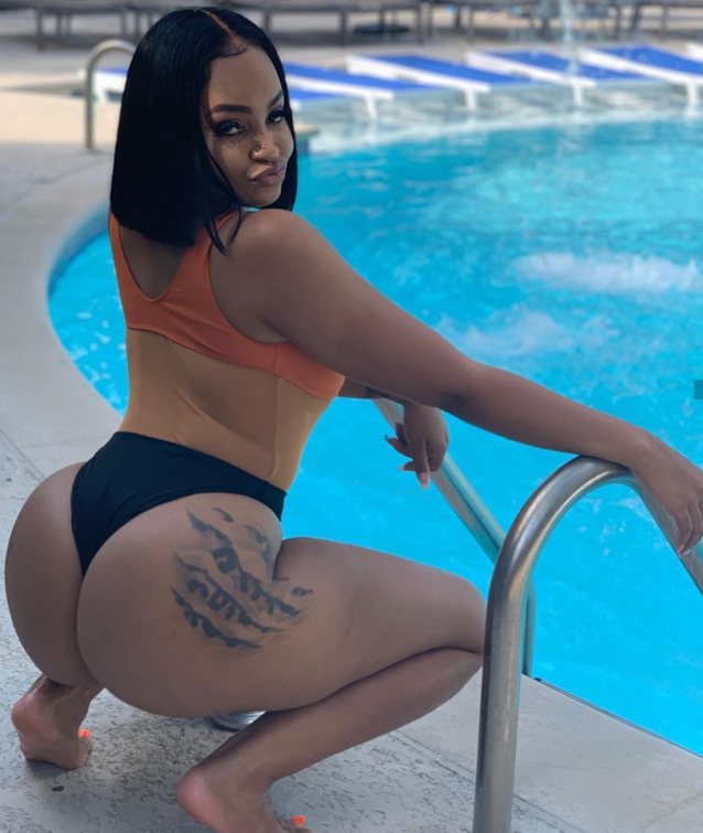 model, instagram, big butt