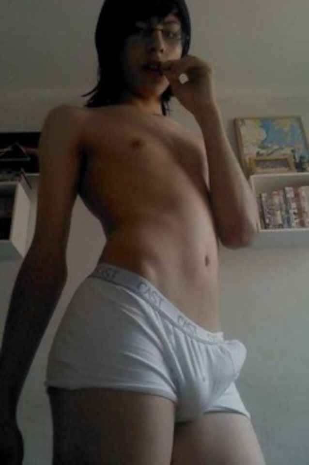 crossdressing amateur sissy