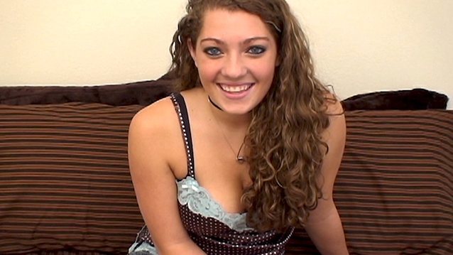 amateur brunette teen