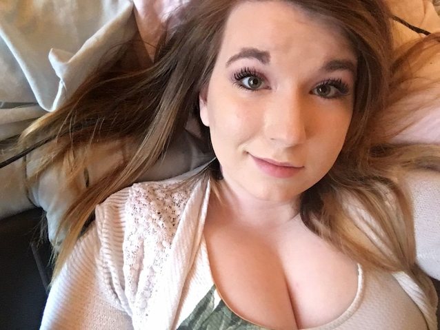 camgirl amateur tits