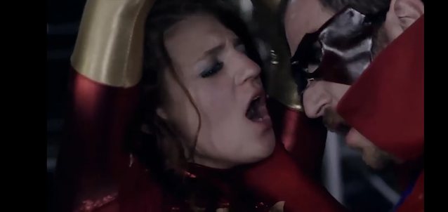 amateur brunette superheroine