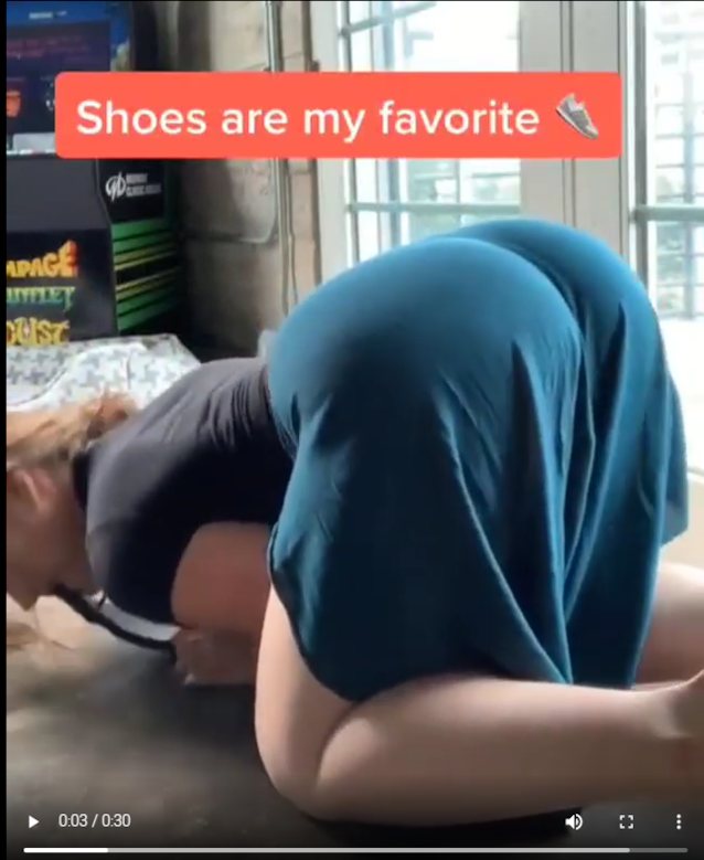 sadomasochist white girl pawg