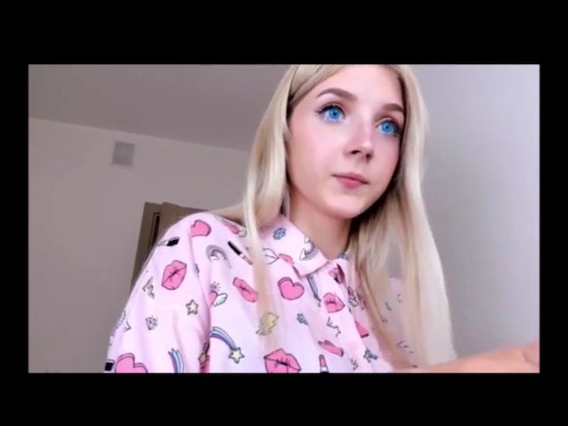 camgirl blonde blue eyes