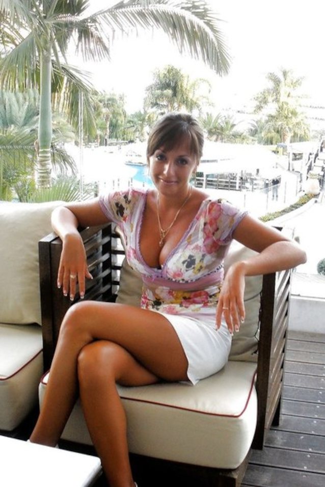 brunette busty model