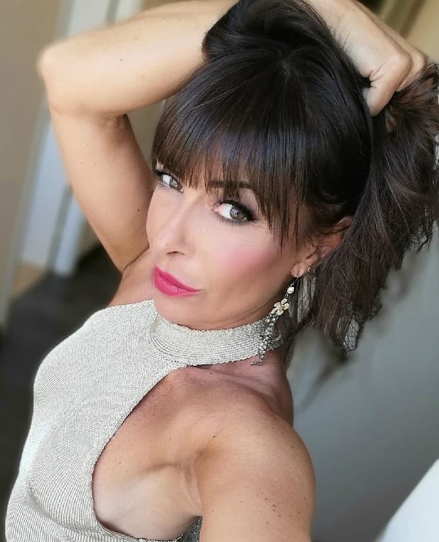 milf mature brunette