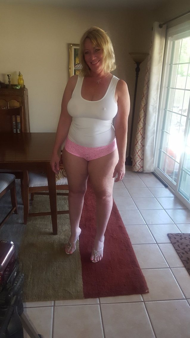 milf thicc mom