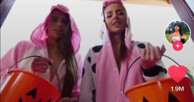 threesome halloween trick or treats