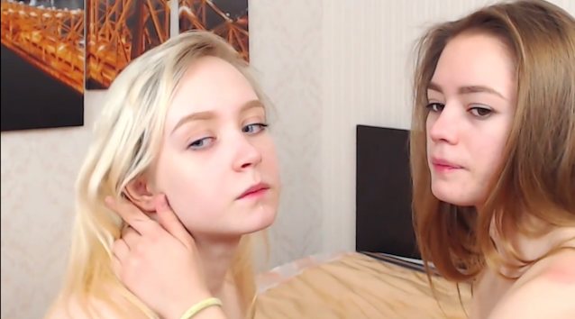 camgirl lesbian cam