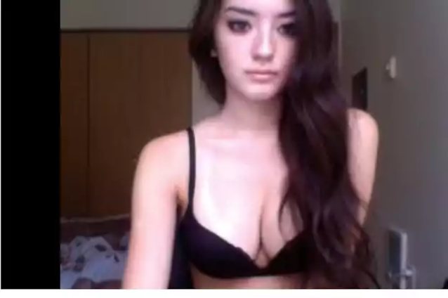camgirl amateur asian
