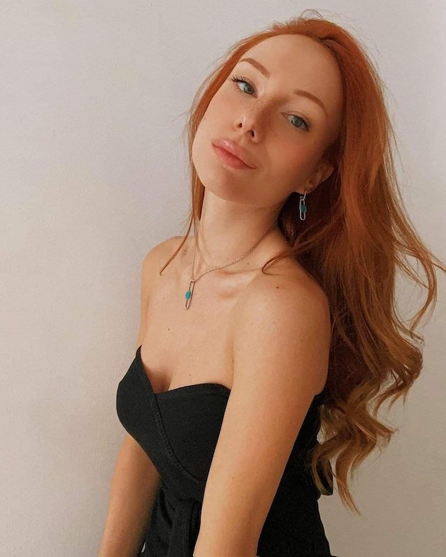 fake redhead model teen