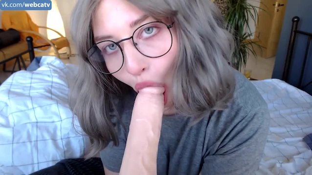 camgirl, glasses, solo