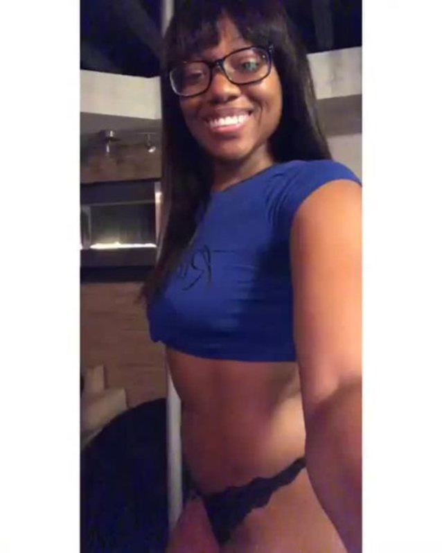 camgirl, amateur, ebony, big ass, glasses