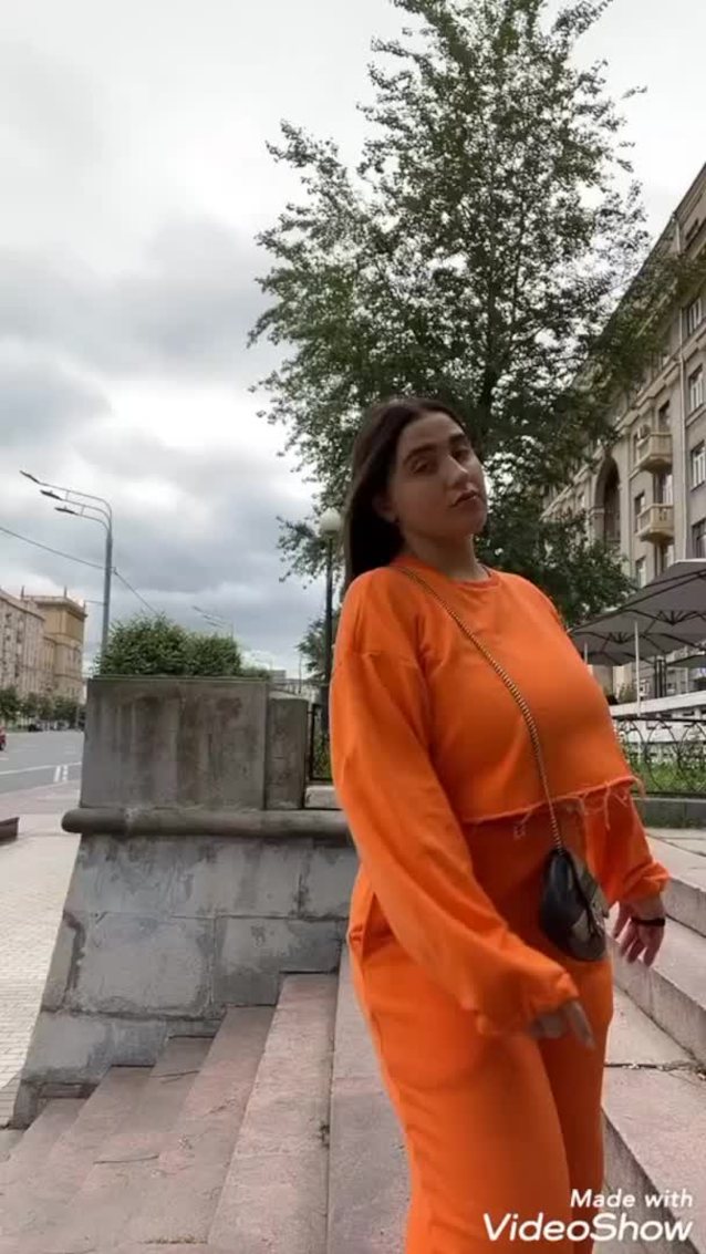 brunette tiktok russian