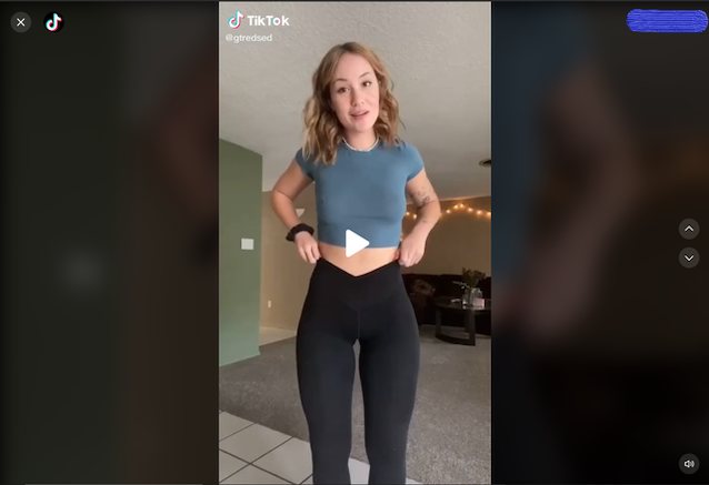 blonde hot lesbian