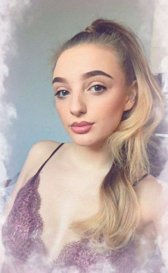 emily macdowall onlyfans only fans