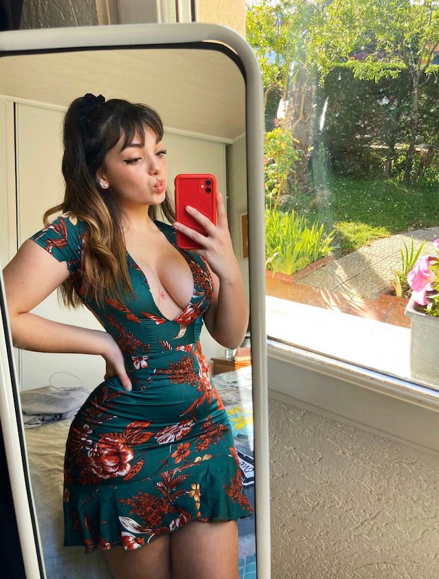 brunette latina big ass