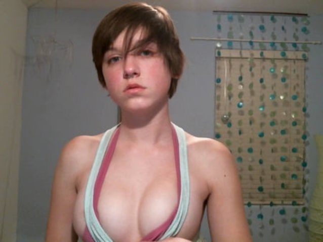 tomboy, short hair, big boobs, brunette, nose ring