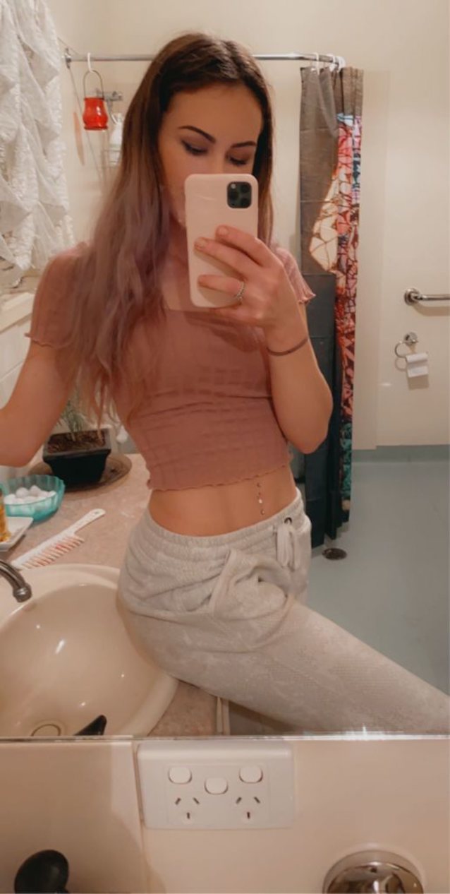 amateur, australian, mirror, bathroom, slim