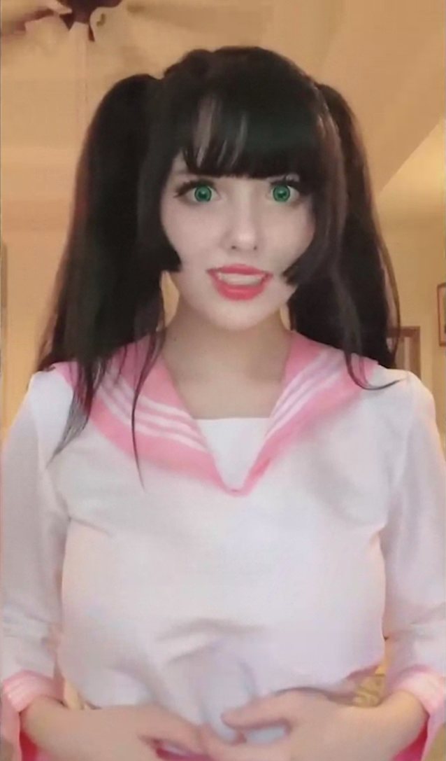 cosplay, tiktok, green eyes