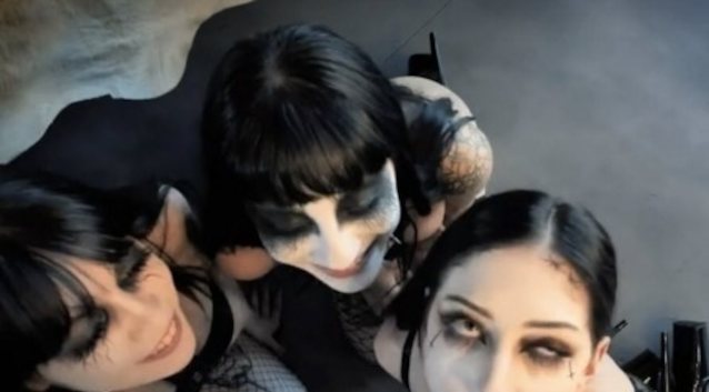 gothic blowjob dark makeup