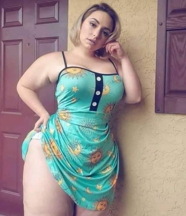 model,amateur,blonde,thick,milf,non nude,chubby,thicc. 