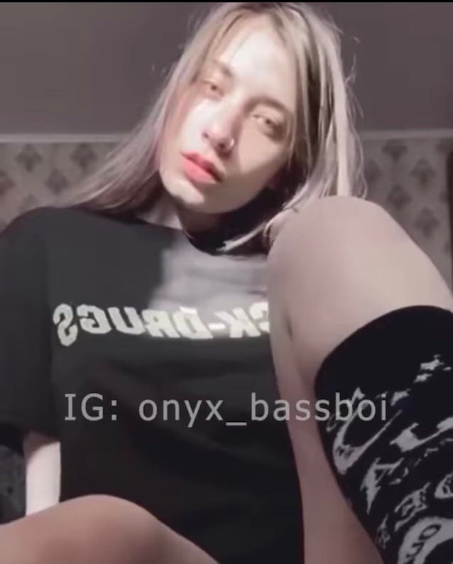tiktok instagram brunette