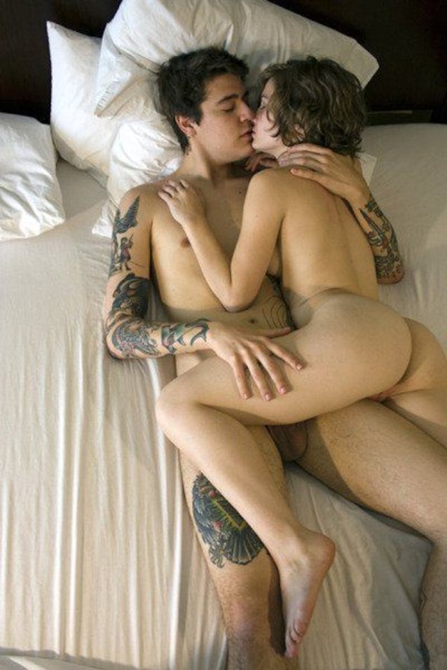 tattoo, short hair, kiss, kissing, bed