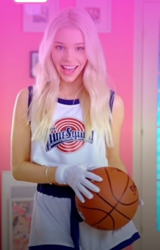 cosplay, space jam, blonde, smile, basketball