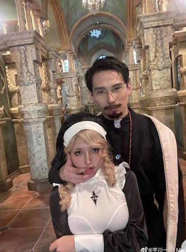 blonde, cosplay, priest