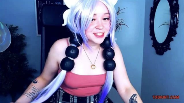 camgirl kanna blue hair