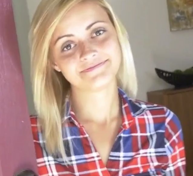 blonde cute facial