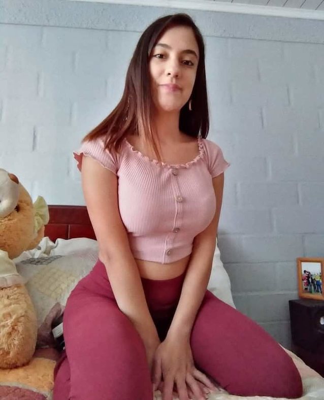 teen hot latina