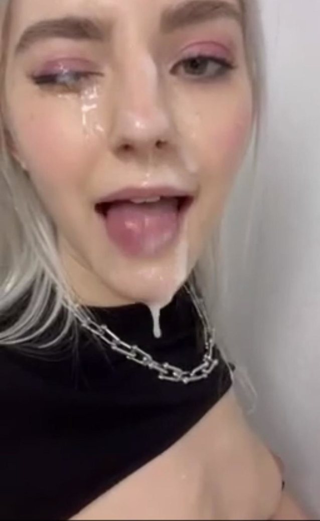 blonde eva elfie facial