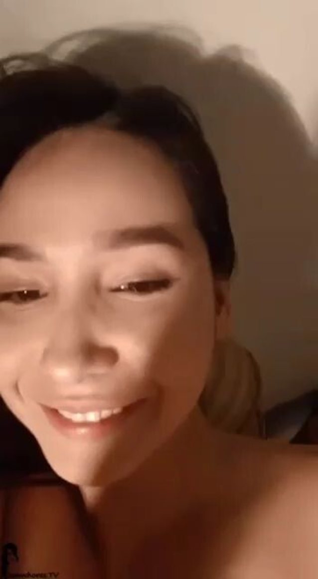 camgirl anal cute