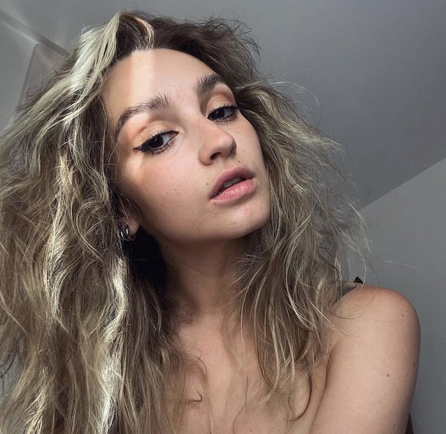 amateur sexy petite