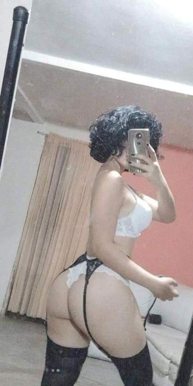 bigass gotic milf